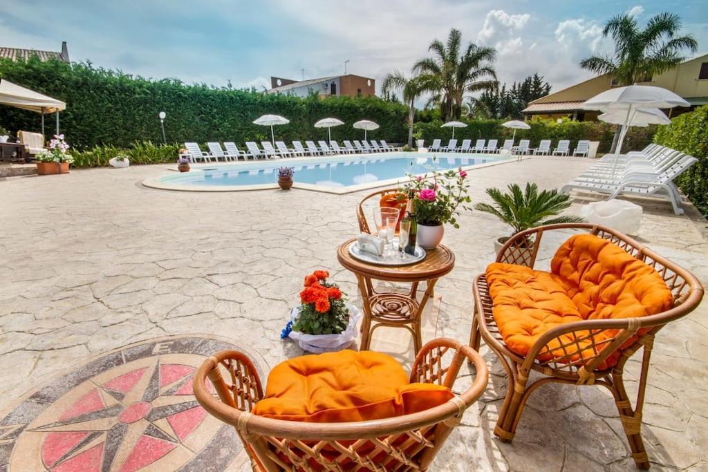 Villa Indipendente Le Coccinelle Beach Mare Piscina A 250 Mt Dal Mare Con Servizio Di Piscina A 400 Mt 12 K Da Cefalu Campofelice Di Roccella Exteriér fotografie