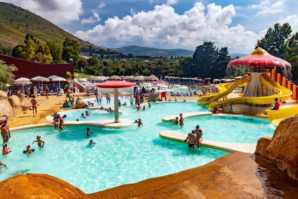 Villa Indipendente Le Coccinelle Beach Mare Piscina A 250 Mt Dal Mare Con Servizio Di Piscina A 400 Mt 12 K Da Cefalu Campofelice Di Roccella Exteriér fotografie